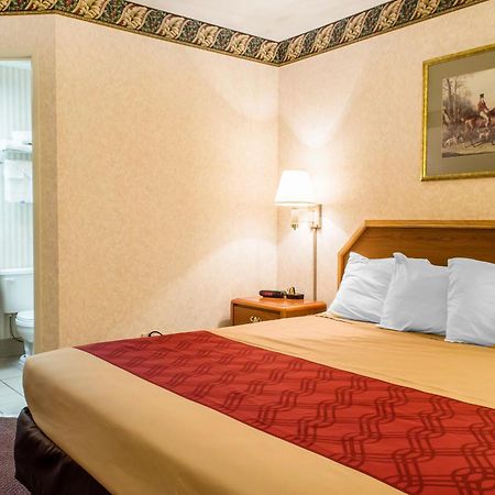 Americas Best Value Inn Gettysburg Room photo