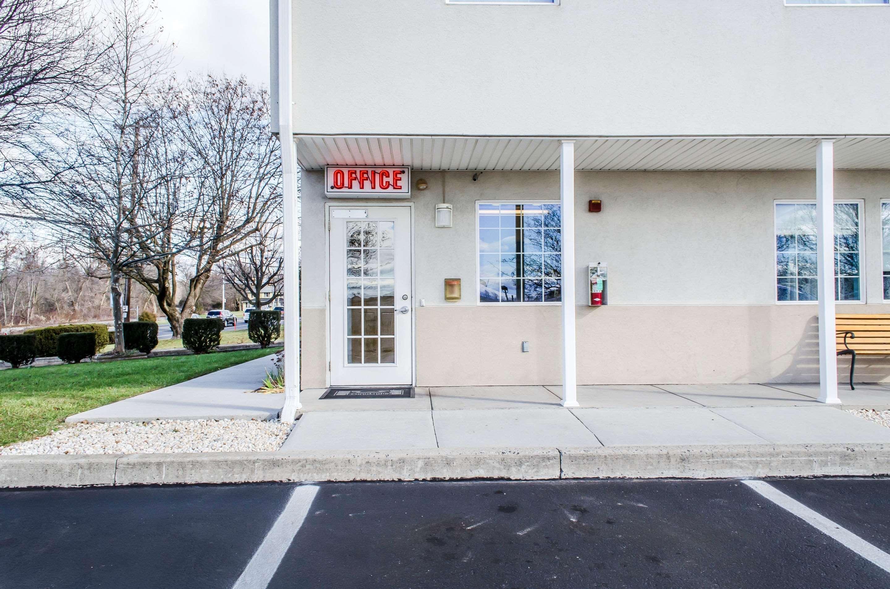 Americas Best Value Inn Gettysburg Exterior photo